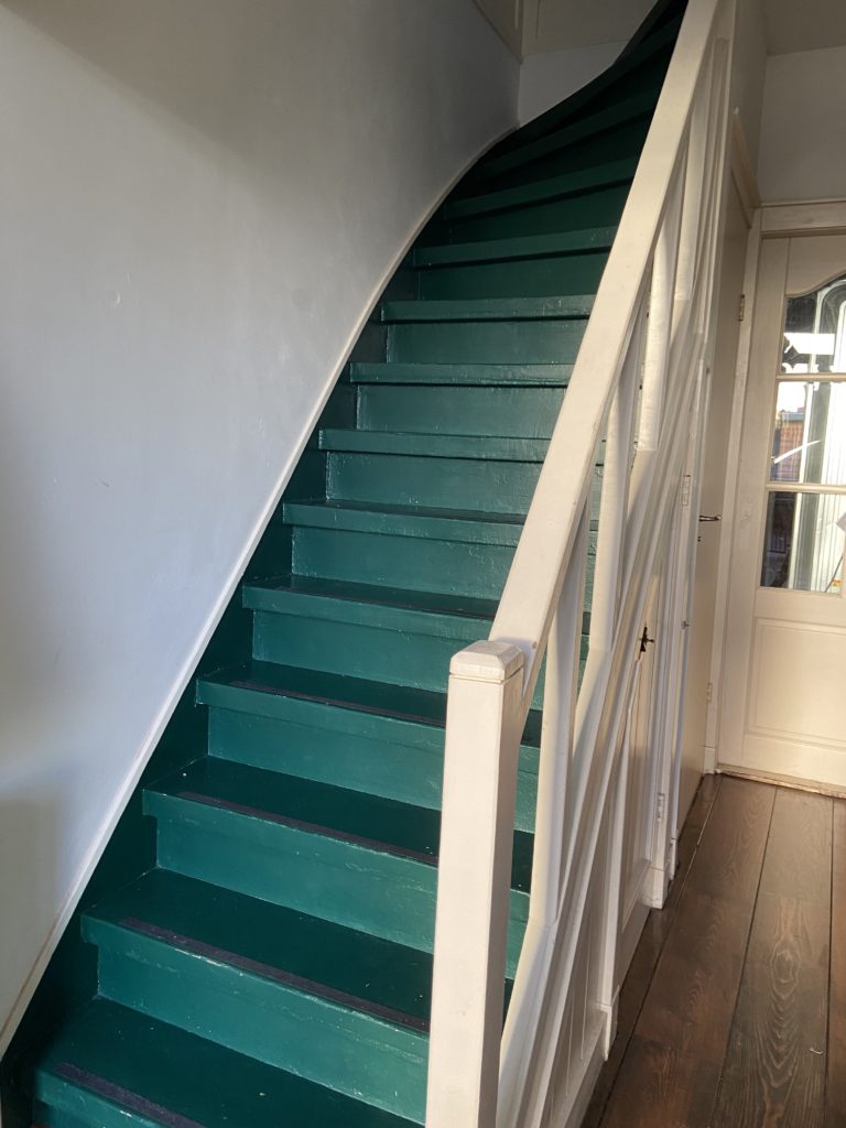 ontsnapping uit de gevangenis Doctor in de filosofie Zonsverduistering Renovatie oude trap zonder trapleuning – Atelier Artim | Eco Design